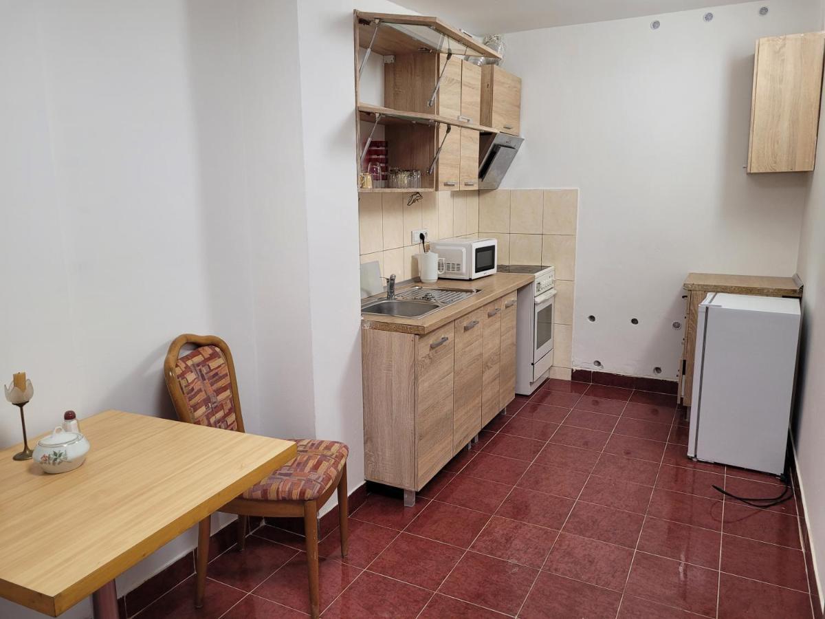 Penzion Duong Apartments Karlowe Wary Zewnętrze zdjęcie
