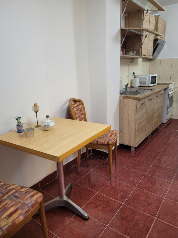 Penzion Duong Apartments Karlowe Wary Zewnętrze zdjęcie