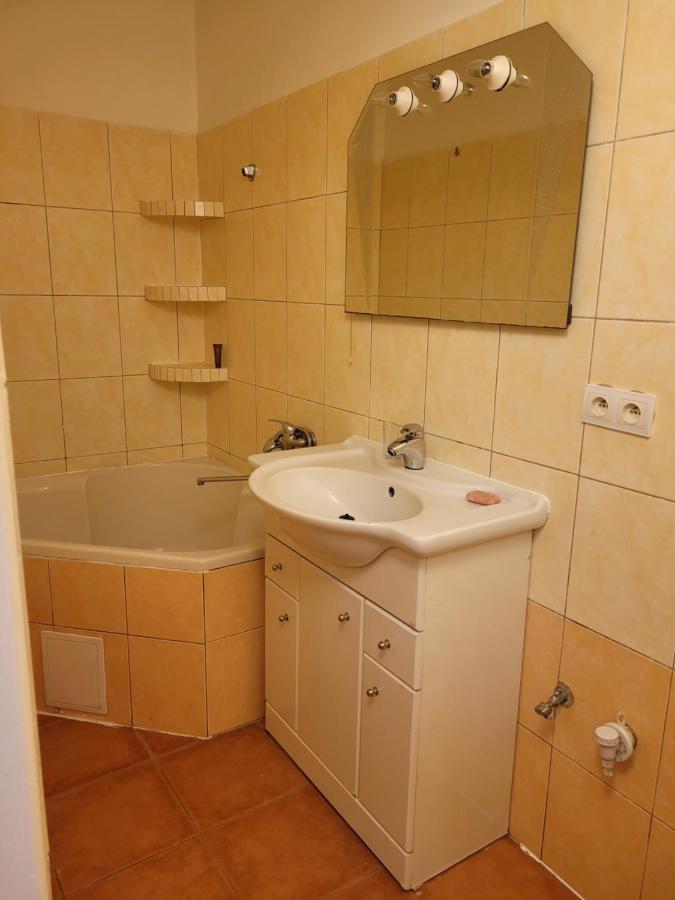 Penzion Duong Apartments Karlowe Wary Zewnętrze zdjęcie